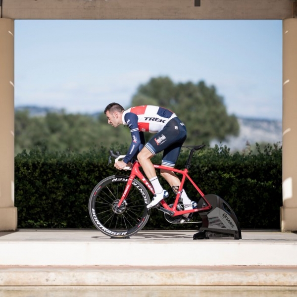 Команда Trek-Segafredo соблюдает условия контрактов и ждёт нового календаря гонок