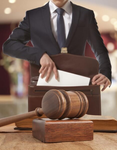 Адвокат по наркотикам: почему стоит обращаться профессионалу