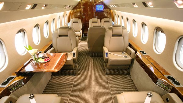 Стоимость Аренды Falcon 2000S: Исключительная Эффективность в Вашем Распоряжении
