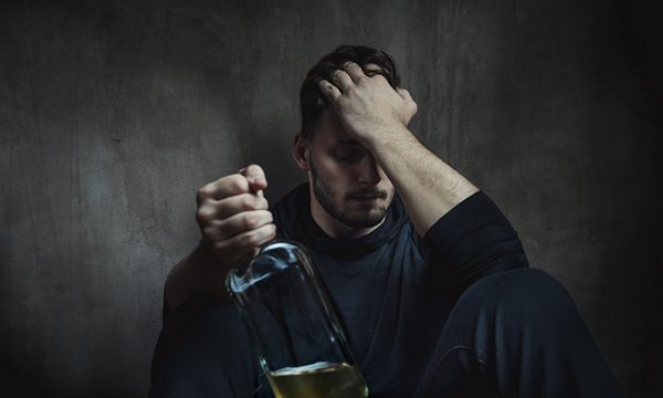 Как капельница может помочь в борьбе с алкоголизмом?