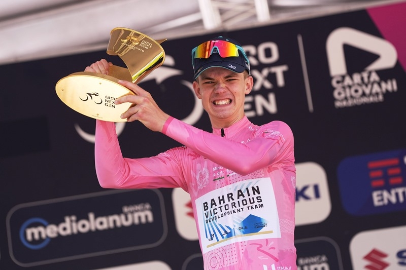 19-летний словенец Якоб Омрзел начнёт профессиональную карьеру в Bahrain Victorious с 2026 года