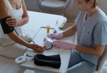 Антибиотики: спасают или убивают? Как защититься от последствий их применения?