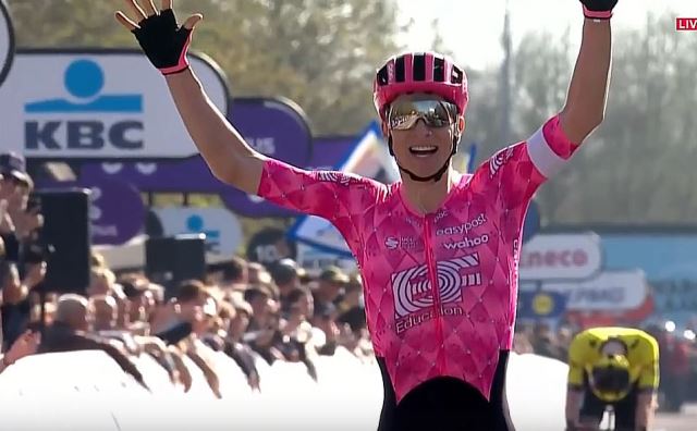 Нельсон Паулесс продлил контракт с велокомандой EF Education EasyPost