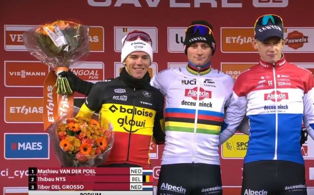 Матье ван дер Пул — победитель этапа Кубка мира по велокроссу в Гавере