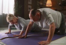 4 неочевидных рецепта из творога: от ряженки до рыбных котлет