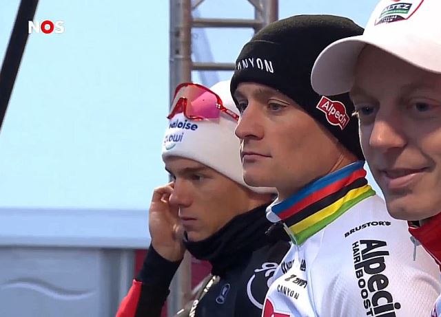 Матье ван дер Пул возвращается в велокросс с победой в Намюре, Тибо Нис корит себя за упущенный шанс