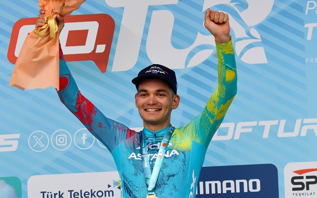 Лев Гонов переходит из континентальной команды в Мировой Тур