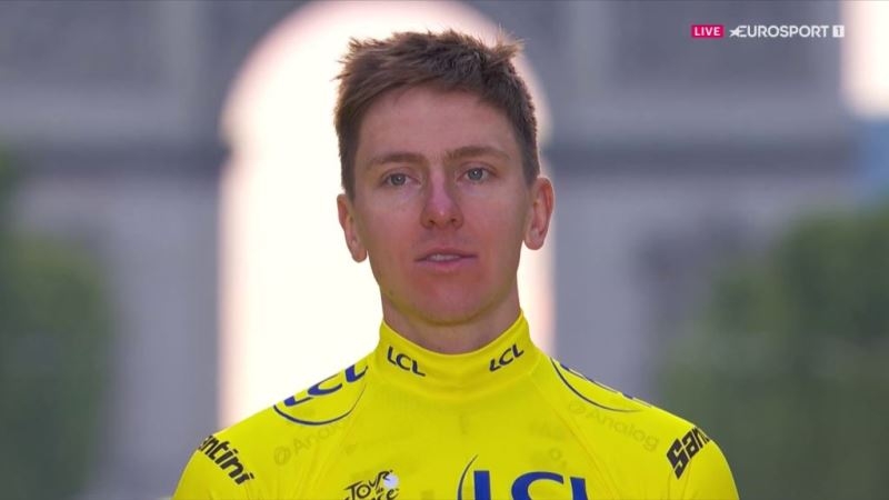 Тадей Погачар удостоен титула «Чемпиона чемпионов» по итогам 2025 года