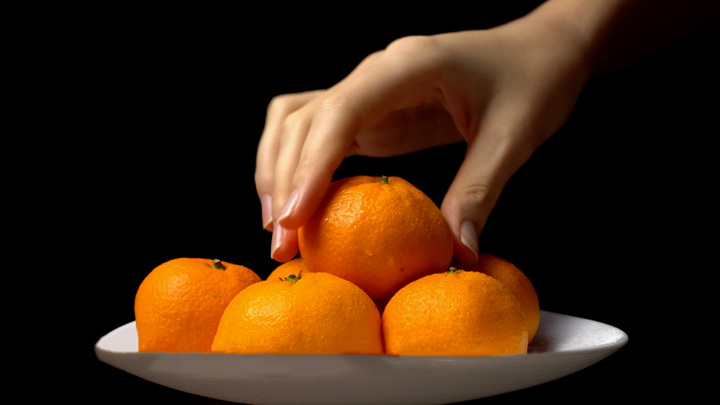 Сколько калорий в мандарине? Мандарины - польза и вред для организма