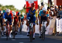 Джонатан Милан выиграл спринт на 4-м этапе Тура ОАЭ-2026, его брат Маттео — 3-й