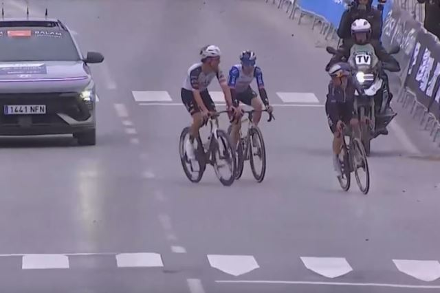 Ян Кристен извинился перед Максимом Ван Гильсом после дисквалификации на Классике Хаэна