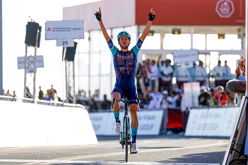 Антонио Тибери одержал сольную победу на новой вершине Джебель-Мобрах на 3-м этапе Тура ОАЭ-2026