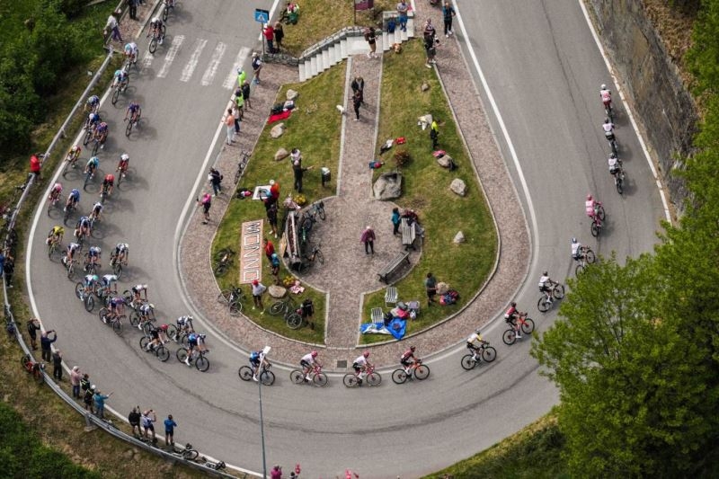 Объявлены команды, приглашённые на Страде Бьянке, Тиррено-Адриатико и Милан – Сан-Ремо-2026