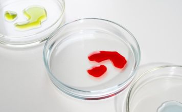 Кеторолак демонстрирует превосходство в обезболивании и безопасности по сравнению с опиоидами при вазо-окклюзивном кризе.