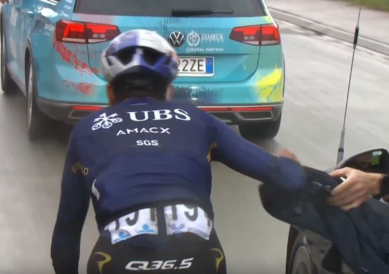 Ошибки Тома Пидкока на Омлоп Ниусблад-2026